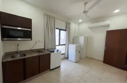 Apartment - Studio - 1 Bathroom for rent in Janabiya - Northern Governorate Apartment - Studio - 1 Bathroom for rent in Janabiya - Northern Governorate