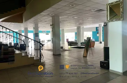 صالة عرض - استوديو - 3 حمامات للايجار في السلمانية - المنامة - محافظة العاصمة