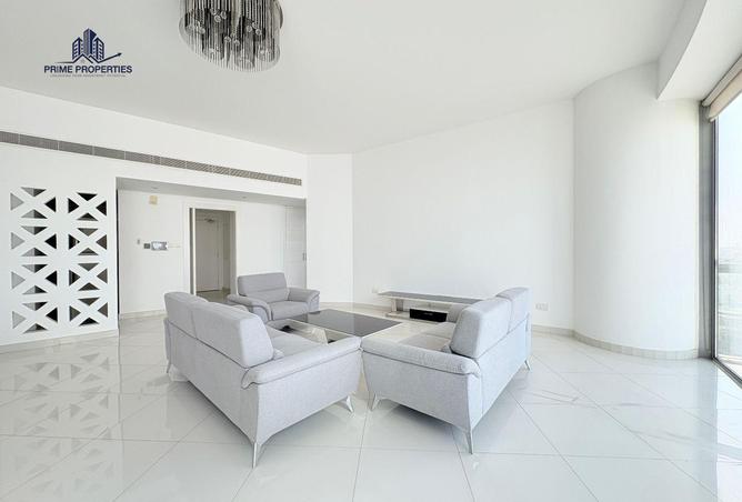 988463 - Property Image 2