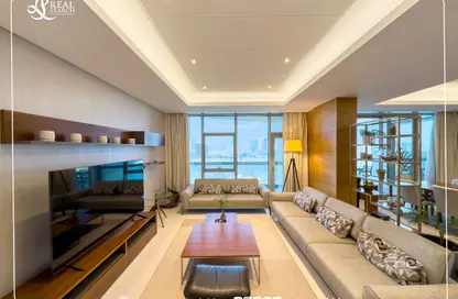 Penthouse - 4 Bedrooms - 6 Bathrooms for rent in Reef Island - Capital Governorate