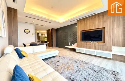 Apartment - 3 Bedrooms - 4 Bathrooms for rent in Al Juffair - Capital Governorate