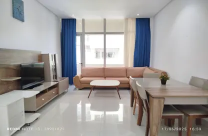 Apartment - 1 Bedroom - 2 Bathrooms for rent in Al Juffair - Capital Governorate