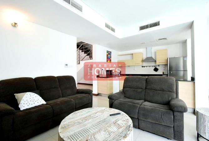 976768 - Property Image 2