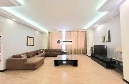Apartment - 3 Bedrooms - 2 Bathrooms for rent in Al Juffair - Capital Governorate