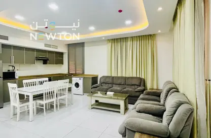 Apartment - 2 Bedrooms - 2 Bathrooms for rent in Sanabis - Manama - Capital Governorate