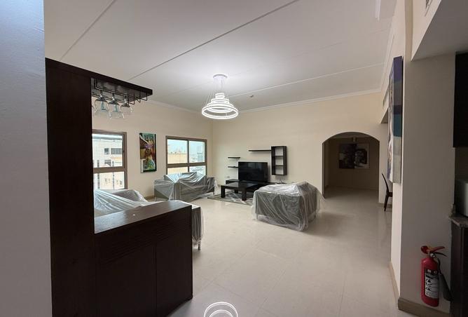 992156 - Property Main Image