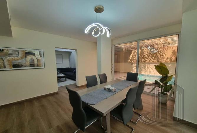 955933 - Property Image 3