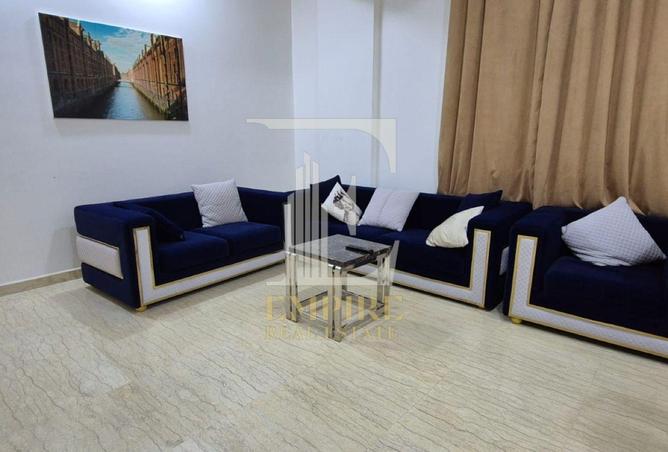 978665 - Property Image 2