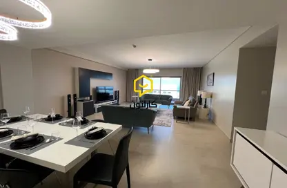 شقة - غرفة نوم - 2 حمامات للبيع في شارع أمواج - أمواج - المحرق