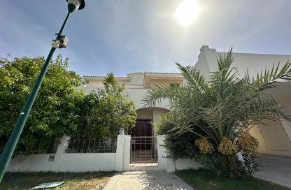 Villa - 4 Bedrooms - 3 Bathrooms for rent in Riffa Views - Riffa - Southern Governorate