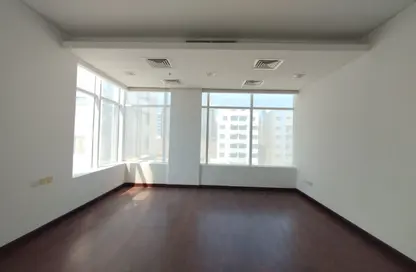 مكتب - استوديو - 2 حمامات للايجار في السيف - محافظة العاصمة