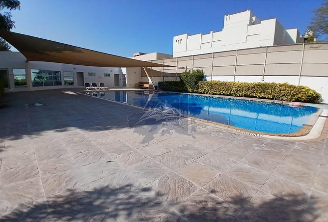 886368 - Property Image 2