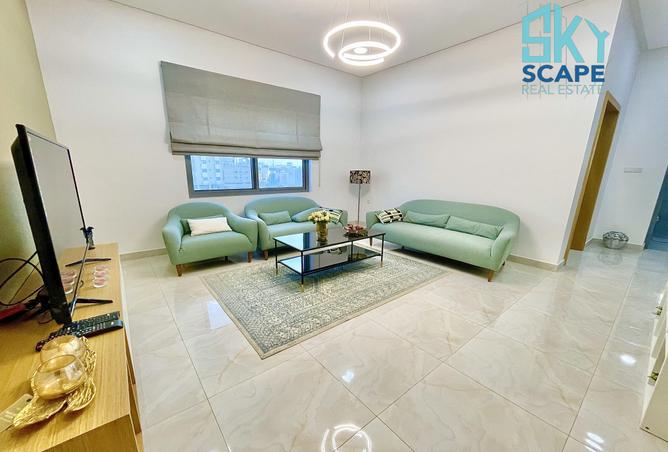 966398 - Property Image 2