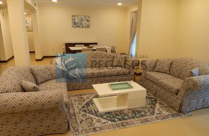 شقة - 2 غرف نوم - 3 حمامات للايجار في العدلية - المنامة - محافظة العاصمة