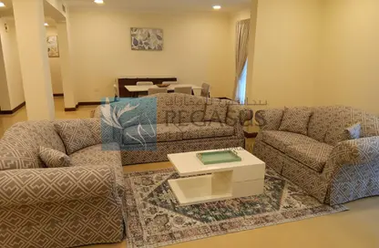 Apartment - 2 Bedrooms - 3 Bathrooms for rent in Adliya - Manama - Capital Governorate