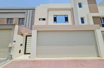 Villa - 3 Bedrooms - 5 Bathrooms for sale in Diyar Al Muharraq - Muharraq Governorate