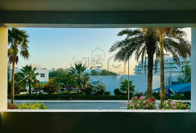 888976 - Property Main Image