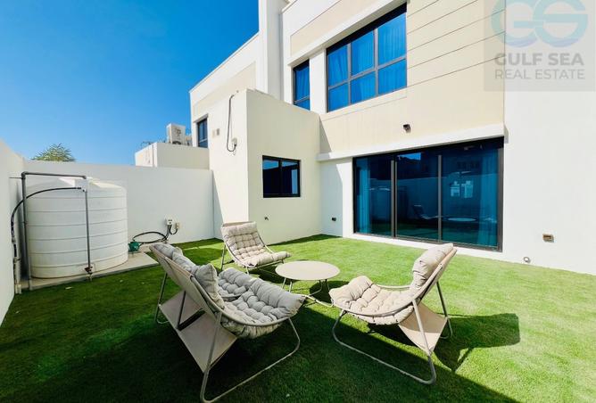 951868 - Property Main Image