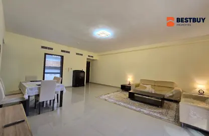 Apartment - 2 Bedrooms - 2 Bathrooms for rent in Al Juffair - Capital Governorate