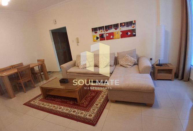 985414 - Property Main Image