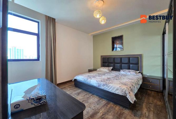 955243 - Property Image 2