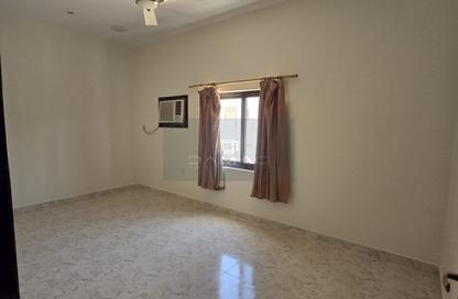 Apartment - 3 Bedrooms - 2 Bathrooms for rent in Tubli - Central Governorate