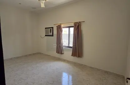 Apartment - 3 Bedrooms - 2 Bathrooms for rent in Tubli - Central Governorate