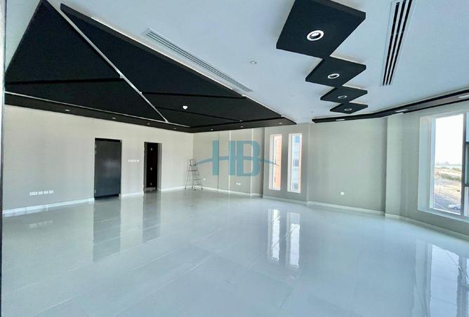 983868 - Property Image 2