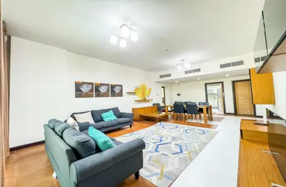 Apartment - 3 Bedrooms - 4 Bathrooms for rent in Al Juffair - Capital Governorate