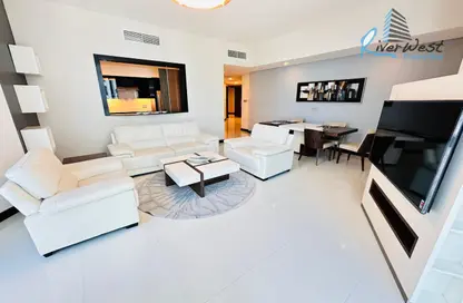 Apartment - 2 Bedrooms - 3 Bathrooms for rent in Al Juffair - Capital Governorate