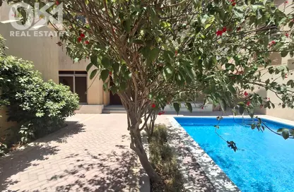 Villa - 4 Bedrooms - 5 Bathrooms for rent in Saar - Northern Governorate