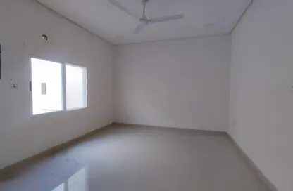 Apartment - 3 Bedrooms - 2 Bathrooms for rent in Jid Ali - Central Governorate