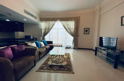 شقة - 2 غرف نوم - 3 حمامات للايجار في السيف - محافظة العاصمة