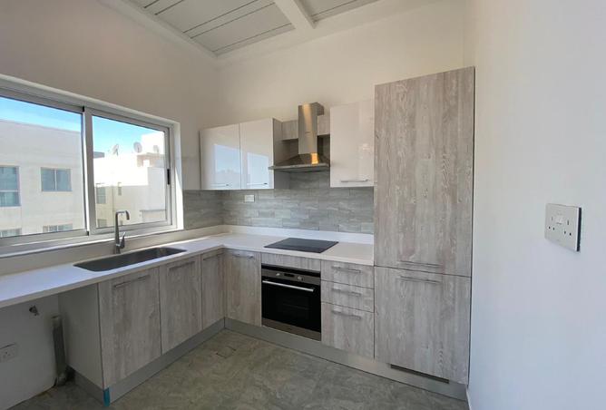 953573 - Property Image 3