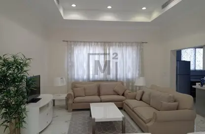 Apartment - 3 Bedrooms - 3 Bathrooms for rent in Busaiteen - Muharraq Governorate
