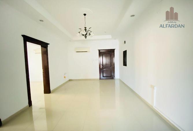 977625 - Property Image 3