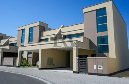 Villa - 4 Bedrooms - 4 Bathrooms for sale in Mozoon - Diyar Al Muharraq - Muharraq Governorate