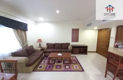 Apartment - 2 Bedrooms - 2 Bathrooms for rent in Al Juffair - Capital Governorate
