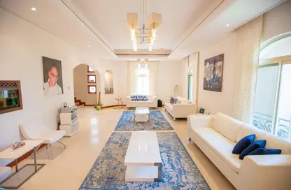 Villa - 7 Bedrooms - 7+ Bathrooms for sale in Saar - Northern Governorate