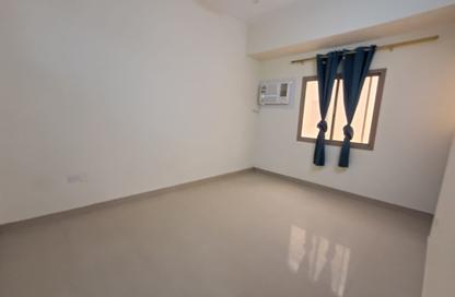 Apartment - 2 Bedrooms - 2 Bathrooms for rent in Manama - Capital Governorate