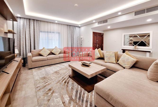 976232 - Property Image 2