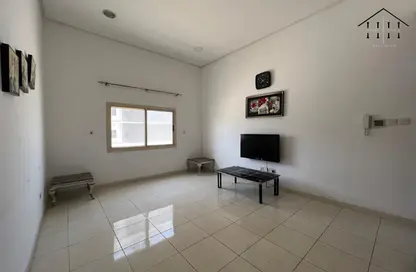 Apartment - 2 Bedrooms - 2 Bathrooms for rent in Janabiya - Northern Governorate
