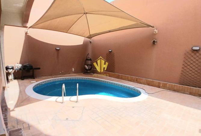 978074 - Property Image 2