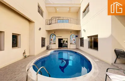 Villa - 5 Bedrooms - 5 Bathrooms for rent in Tubli - Central Governorate