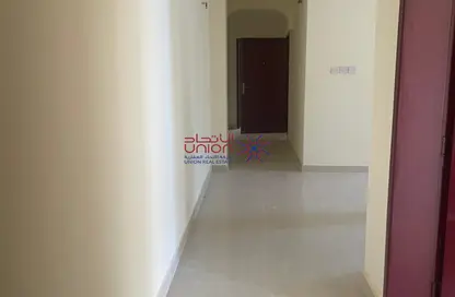 Hall / Corridor image for: Apartment - 3 Bedrooms - 3 Bathrooms for rent in Hidd - Muharraq Governorate, Image 1