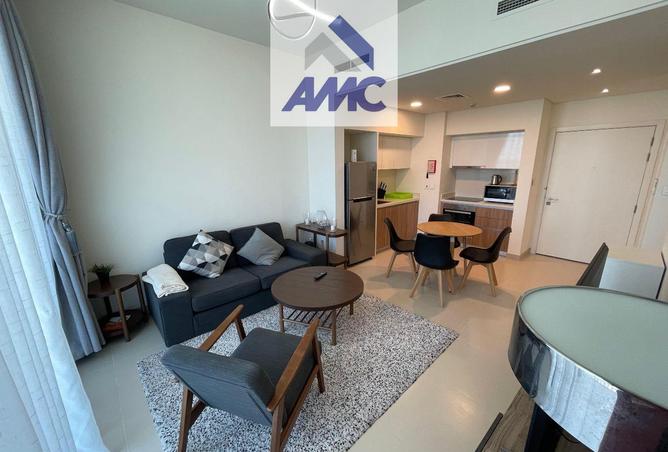 964207 - Property Image 2