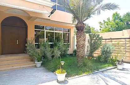 فيلا - 5 غرف نوم - 5 حمامات للايجار في الجسرة - المحافظة الشمالية
