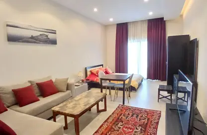 Apartment - Studio - 1 Bathroom for rent in Busaiteen - Muharraq Governorate
