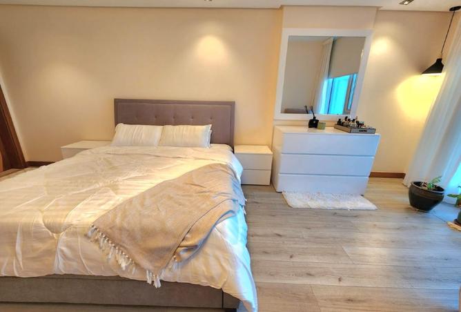 958070 - Property Image 2