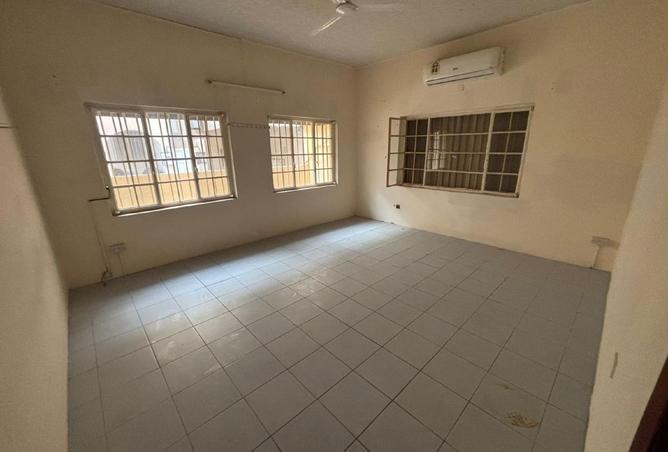 977548 - Property Main Image